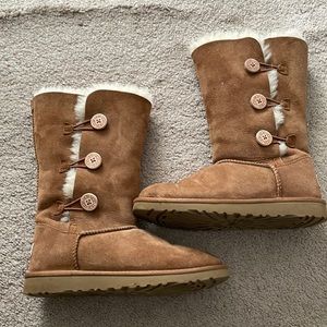 UGG Bailey Button Triplet Boot